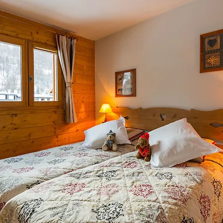 Lagrange Le Hameau Du Rocher Blanc 4* Serre Chevalier